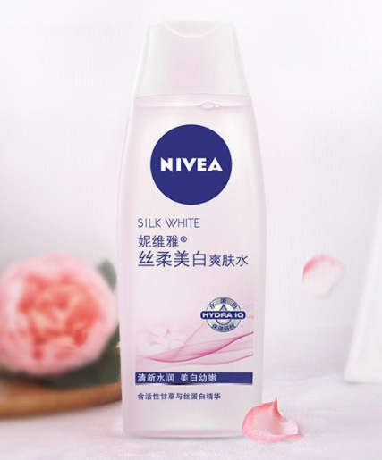 妮维雅爽肤水的正确用法