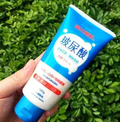 森田药妆玻尿酸洗面奶怎么样