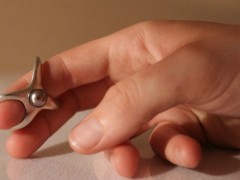 绝技教学，女性私处挑豆指南
