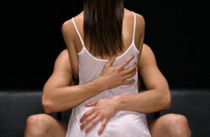 女人内衣遮掩中的一些性文化