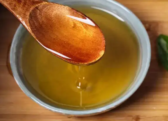 蜂蜜的作用与功效有哪些 蜂蜜能治咳嗽吗