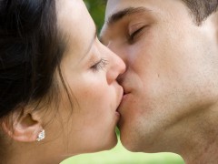 情侣接吻有什么要点？7项注意、6个好处必须知晓