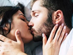 夫妻性生活的频率多少合适 不同年龄的性生活频率