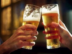 喝啤酒会胖吗？