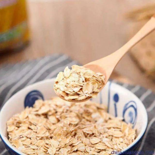 燕麦片的功效和作用 燕麦片怎么吃减肥最快又简单