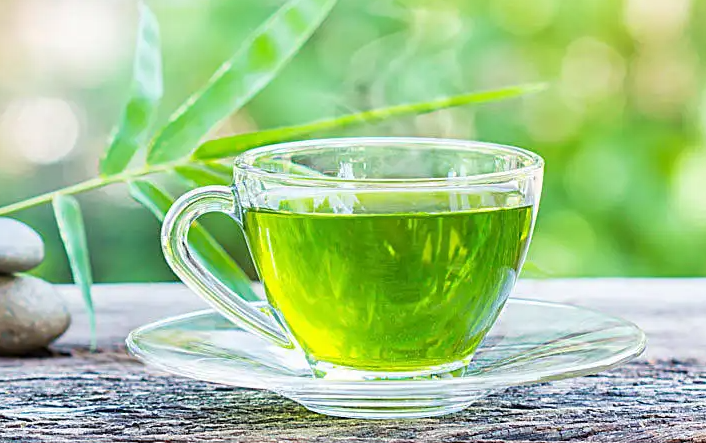 男性长期喝绿茶好吗 绿茶功效有哪些