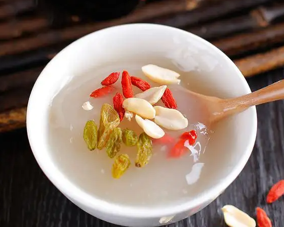 葛粉有什么功效与作用 葛粉是寒性还是热性的