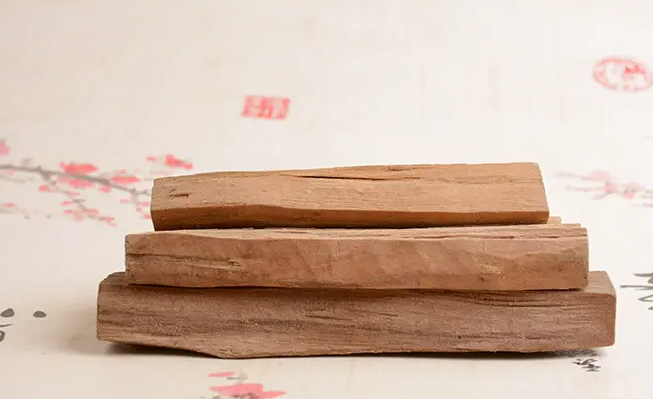 檀香木的功效与作用 檀香泡水喝的功效作用