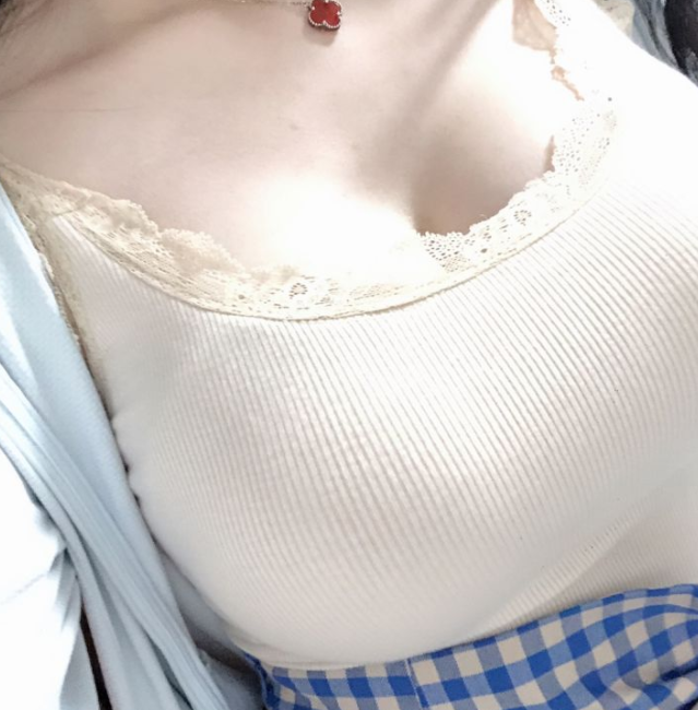 医院丰胸要多少钱 手术丰胸的好处有哪些？