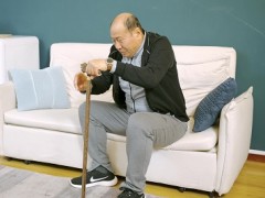 血脂高不高看腿就知道 盘点血脂高的三种迹象