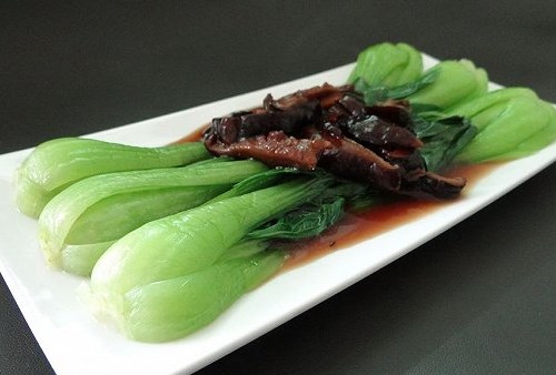 600<em></em>x400_9920675a357afe5cb43a1e3d83263082_副本.jpg 减肥菜谱:香菇油菜