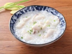减肥菜谱：鱼腩糙米粥