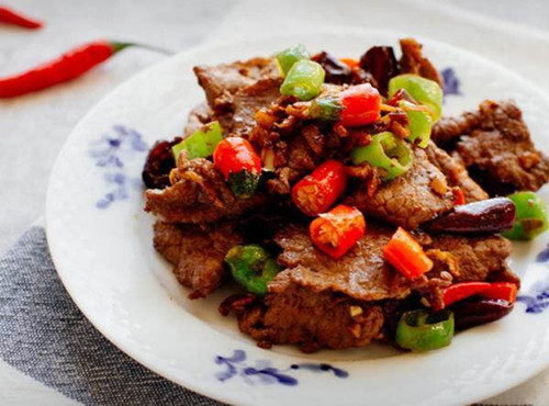 减肥菜谱：爆香牛肉