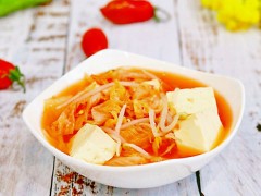 减肥菜谱：泡菜豆芽汤