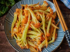 减肥菜谱：茄汁花菜