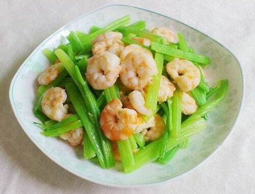 西芹虾仁 减肥菜谱:西芹虾仁