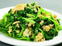 减肥菜谱：菠菜炒鸡蛋