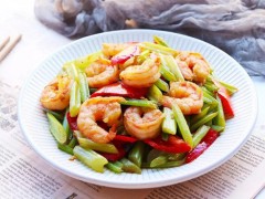 减肥菜谱：西芹炒虾仁