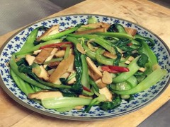 减肥菜谱：青菜炒豆干