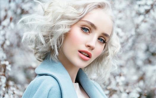 拥有锁骨的女人美丽动人 美丽锁骨养成篇