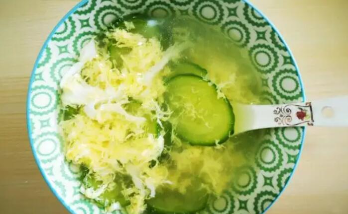 黄瓜鸡蛋减肥办法怎么做(黄瓜鸡蛋减肥食谱)