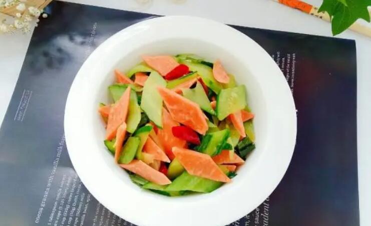 五款黄瓜减肥食谱 黄瓜炝木耳