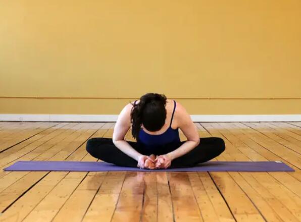 背部减肥 5套瘦身操搞定