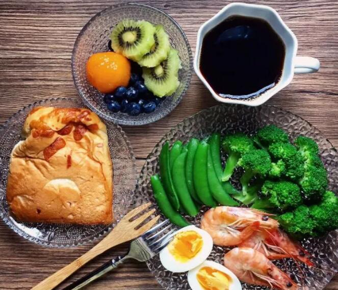 跑步减肥吃什么食物好呢(跑步减脂吃什么好)