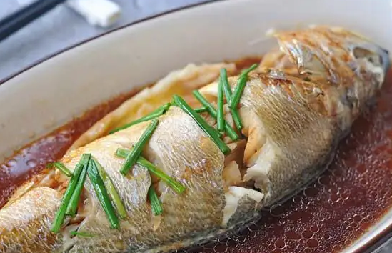 减肥能吃肉吗？不吃肉可以减肥吗？
