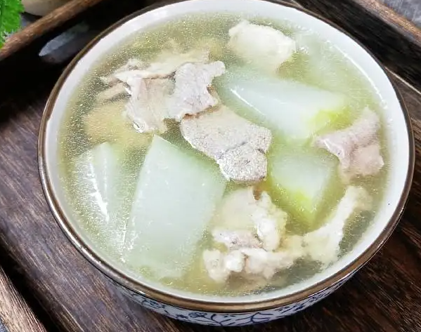 减肥要先减胃才能有效果 饮食减肥靠谱吗