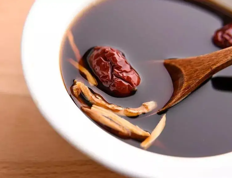 女性月经期吃什么补血最有效 女性月经期有效补血食谱大全