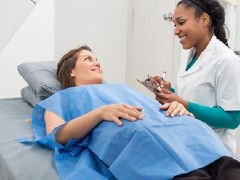 女性乳腺癌术后应该注意什么？女性乳腺癌术后适度性生活有利康复
