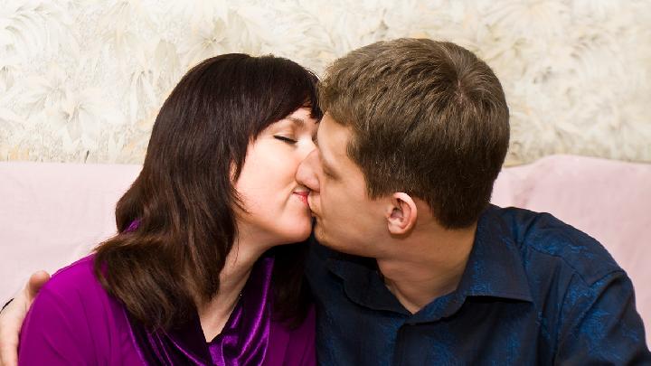 夫妻性生活经历哪几个阶段? 夫妻性生活要稳步跨过5个阶段
