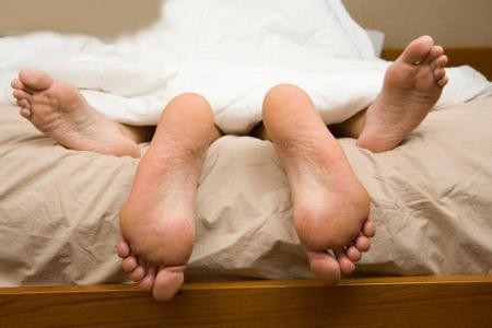 女人必学床上技巧有哪些（女人必学的12种床上技巧）