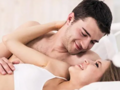 如何让男人在性生活中更主动 挑逗男人的小妙招