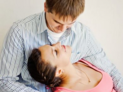 男的同性恋怎样亲热才能舒服呢？