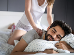 男友对感情不认真（男朋友谈恋爱不认真）