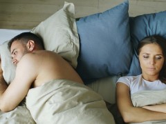 为什么做仰卧起坐会导致小腹疼痛 如何避免私处不适